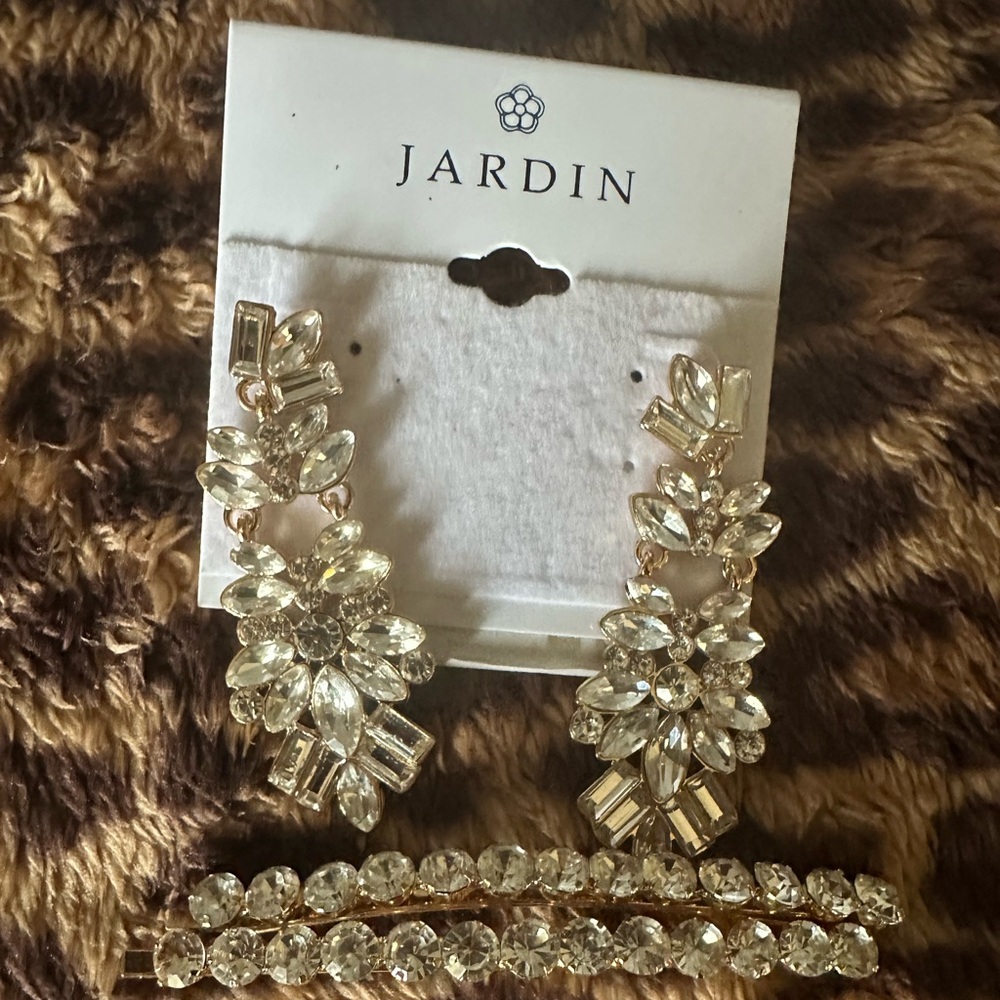 Nordstrom NWT Rose Gold Metallic Earrings and Rhinestone Hair Pins